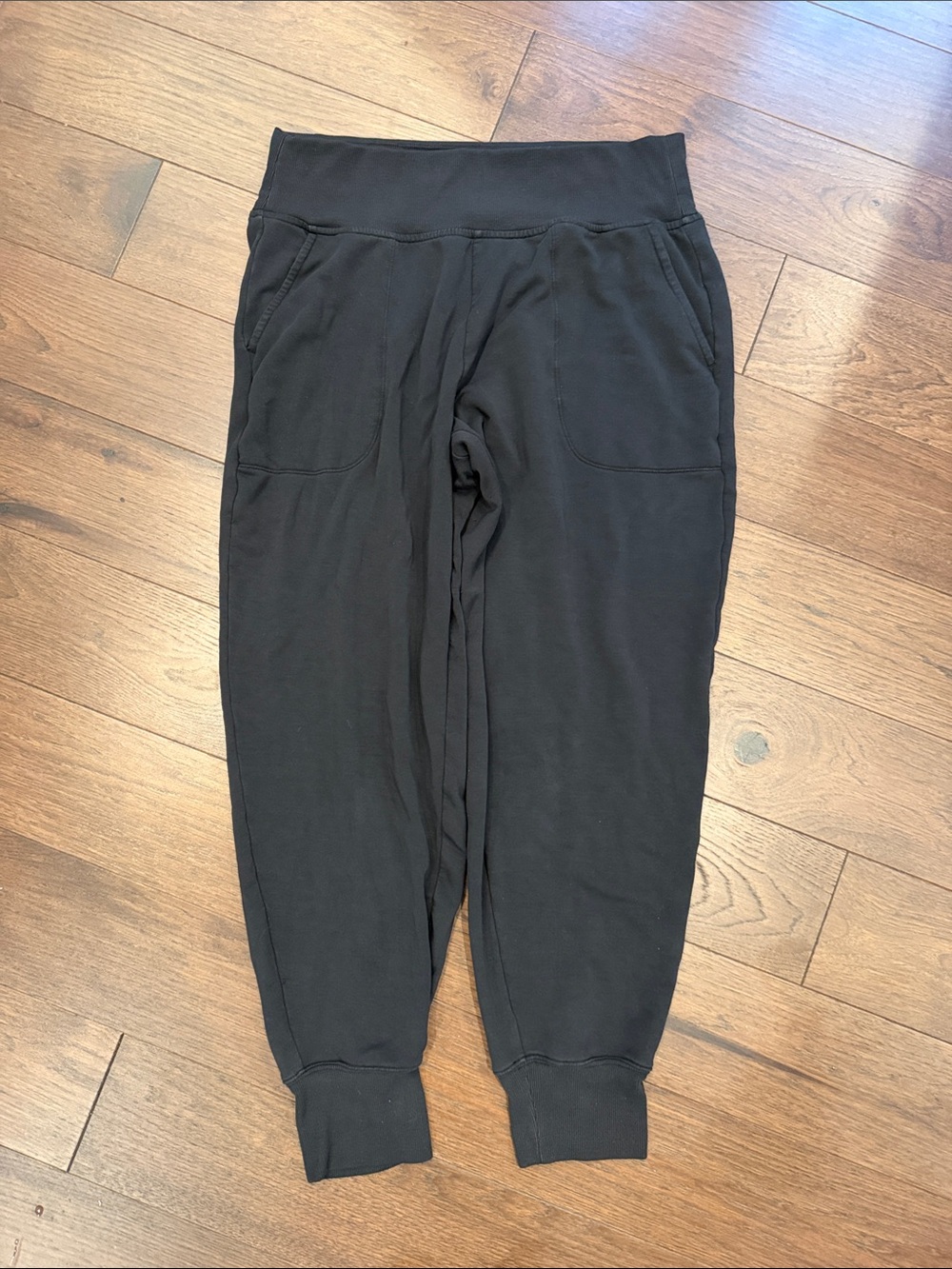 Athleta Coaster Luke High Rise Jogger Size Large - C11-526